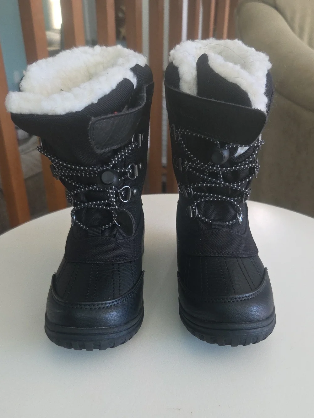 Eddie Bauer Kids Black Winter Snow Boots with Faux Fur Lining Size 11